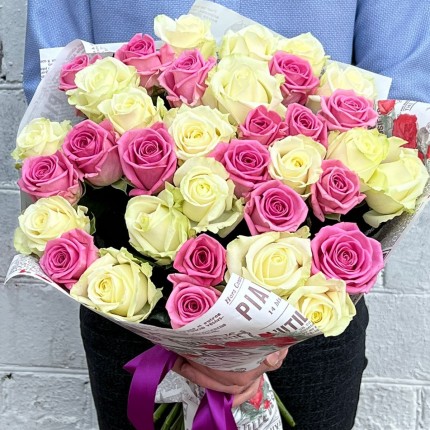 Букет "Розалита" из белых и розовых роз - заказать с доставкой в Краснодаре