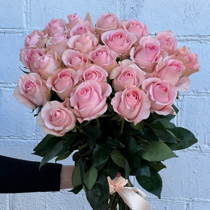 Букет из нежных розовых роз - купить с доставкой в Краснодаре